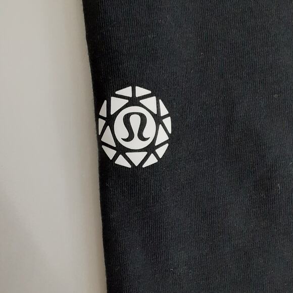 Lululemon 5 Year Basic Tee SeaWheeze Black Short Sleeve T Shirt Men L/XL - Picture 5 of 8